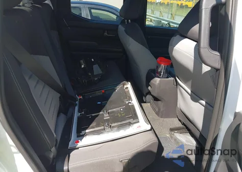 2025 Toyota Tacoma Trd Sport 2Wd z USA, uszkodzony, nr VIN 3TMKB5FN1SM030756